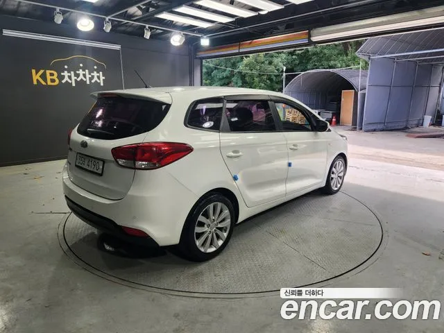 Kia Carens 2013 thumb 8