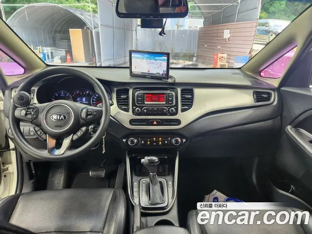 Kia Carens 2013 thumb 9