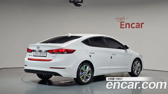 Hyundai Avante 2018 thumb 9