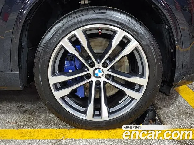 BMW X5 2017 thumb 2