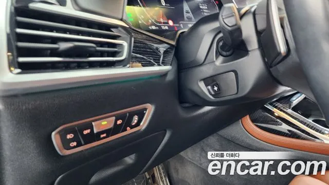 BMW X7 2022 thumb 7