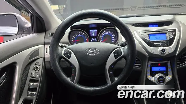 Hyundai Avante 2011 thumb 3