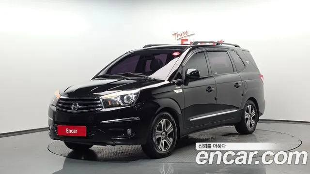 KGM Korando 2015 thumb 8