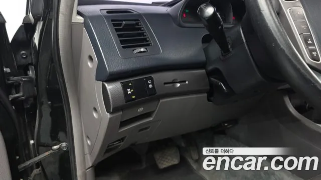 KGM Korando 2015 thumb 7