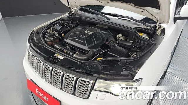 Jeep Grand Cherokee 2018 thumb 11