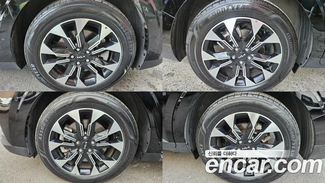 Kia Carnival 2021 thumb 3