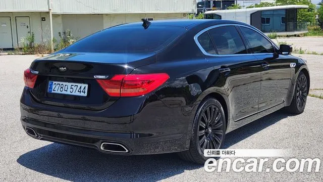 Kia K9 2012 thumb 5