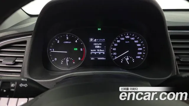 Hyundai AD 2015 thumb 8