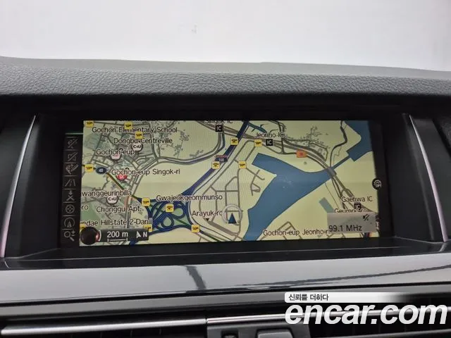 BMW 5 серии 2016 thumb 9