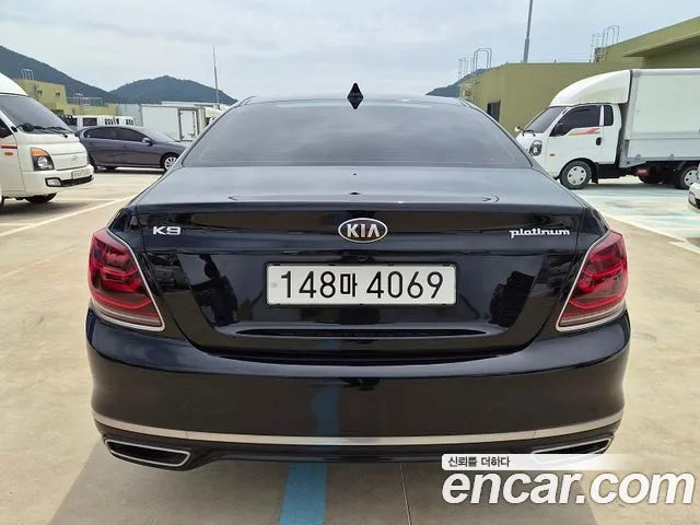 Kia K9 2019 thumb 10