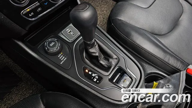 Jeep Cherokee 2019 thumb 7