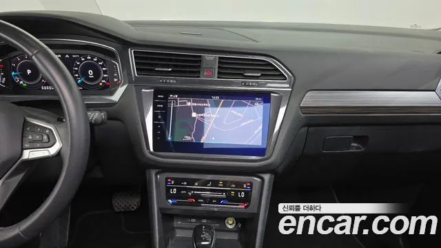 Volkswagen Tiguan Allspace 2022 thumb 2
