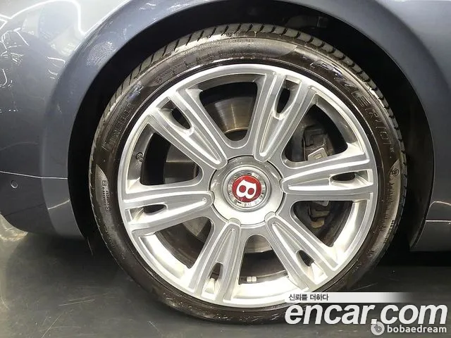 Bentley Flying Spur 2017 thumb 8