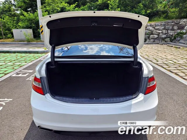 Hyundai Grandeur 2016 thumb 2