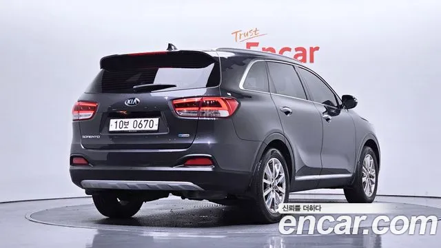 Kia Sorento 2016 thumb 5
