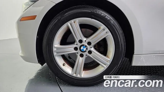 BMW 3 серии 2015 thumb 6