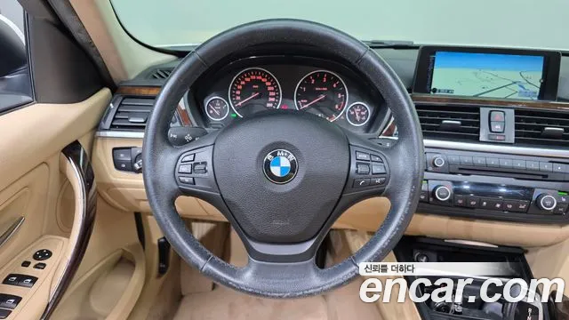 BMW 3 серии 2015 thumb 3
