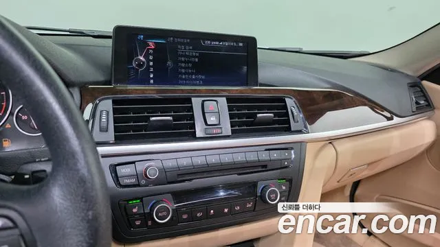BMW 3 серии 2015 thumb 9