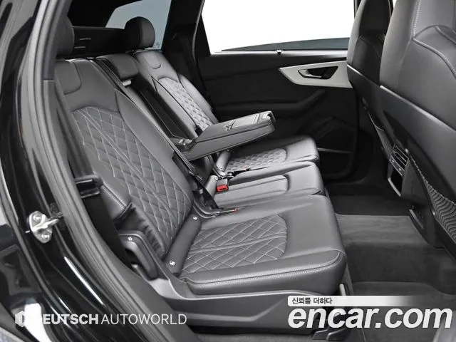 Audi Q7 2025 thumb 7