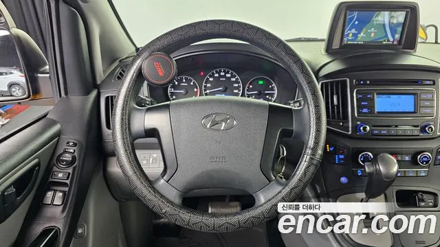 Hyundai Staria 2018 thumb 3