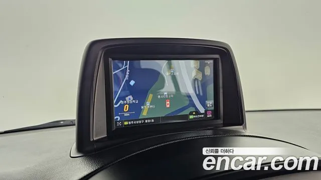Hyundai Staria 2018 thumb 5