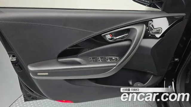 Hyundai Grandeur 2012 thumb 5