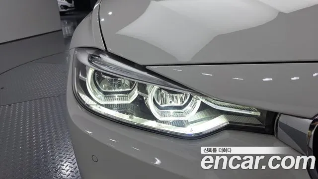 BMW 3 серии 2017 thumb 11