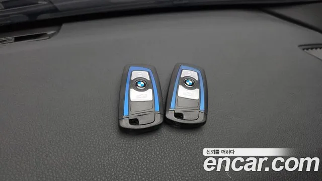 BMW 3 серии 2017 thumb 4