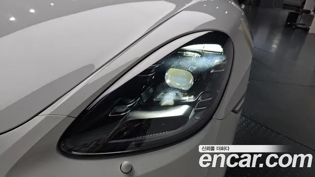Porsche 718 Boxster 2019 thumb 11