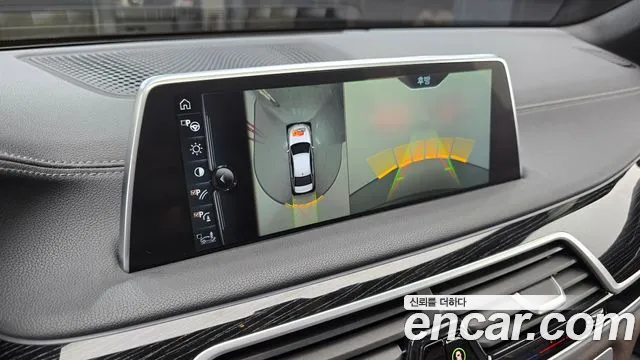 BMW 7 серии 2017 thumb 6