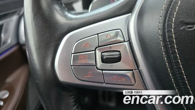 BMW 7 серии 2017 thumb 10