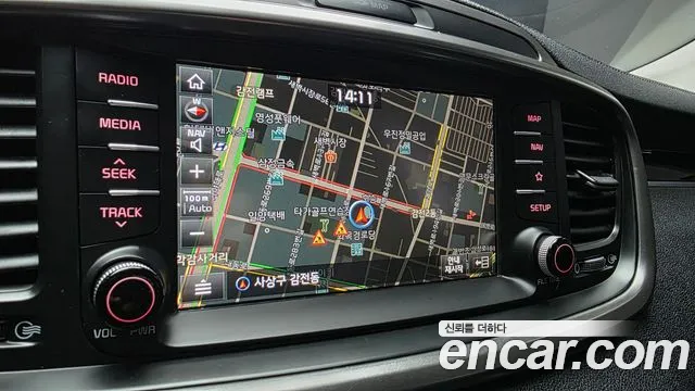 Kia Sorento 2017 thumb 10