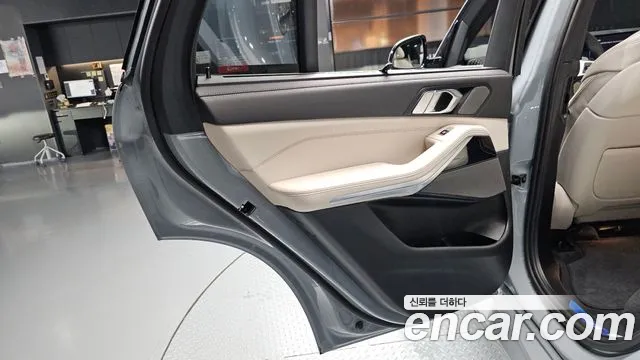 BMW X5 2025 thumb 10