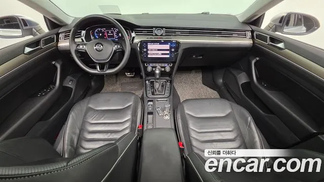 Volkswagen Arteon 2020 thumb 4