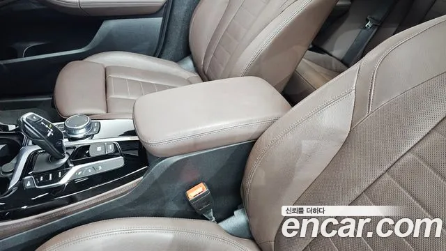 BMW X4 2021 thumb 5