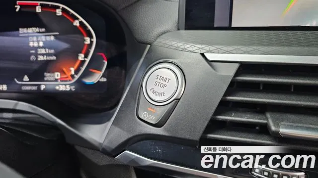BMW X4 2021 thumb 8