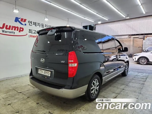 Hyundai Staria 2017 thumb 6