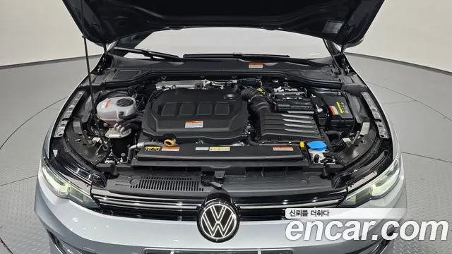 Volkswagen Golf 2026 thumb 10