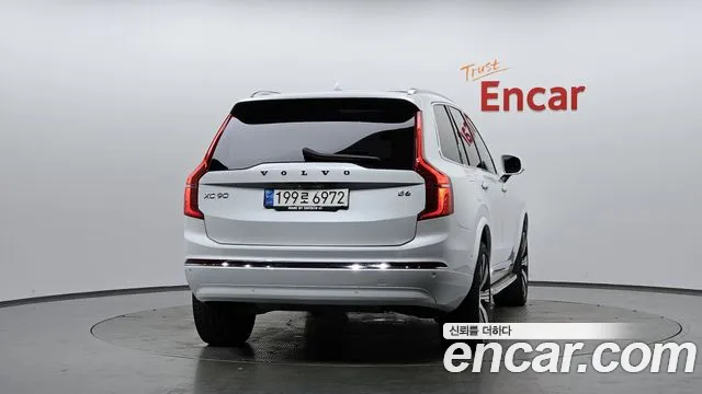 Volvo XC90 2022 thumb 8