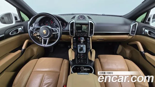Porsche Cayenne 2016 thumb 2