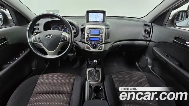 Hyundai i30 2008 thumb 12