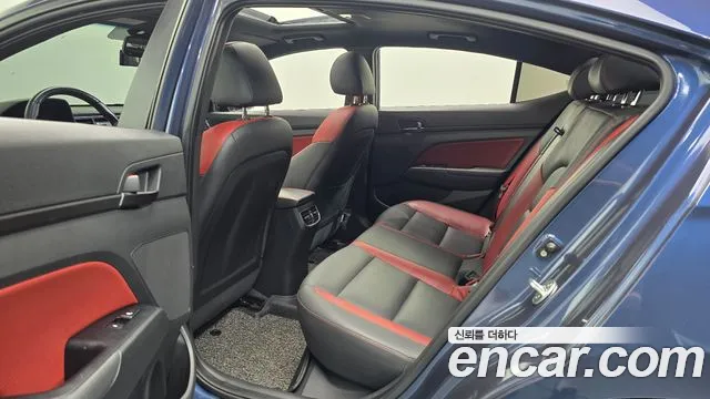 Hyundai Avante 2017 thumb 5
