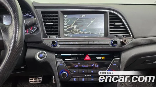 Hyundai Avante 2017 thumb 12