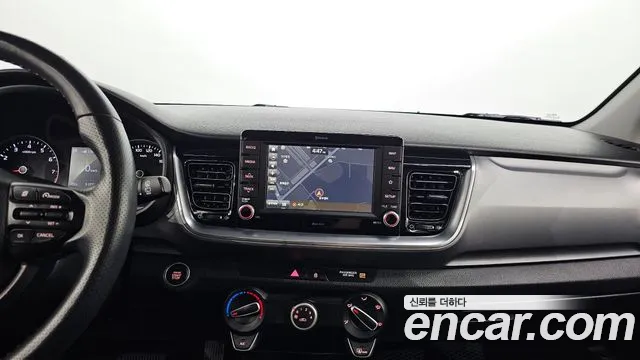 Kia Stonic 2018 thumb 9