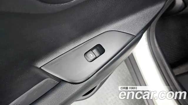 Kia Stonic 2018 thumb 11