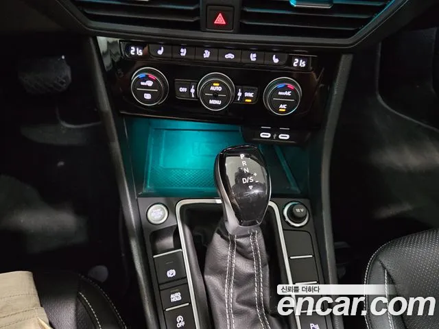 Volkswagen Jetta 2023 thumb 3