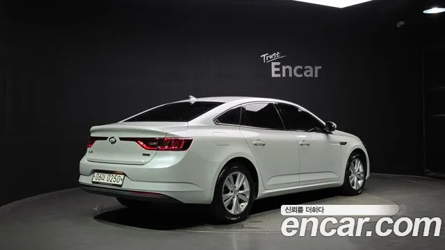 Renault SM6 2016 thumb 4