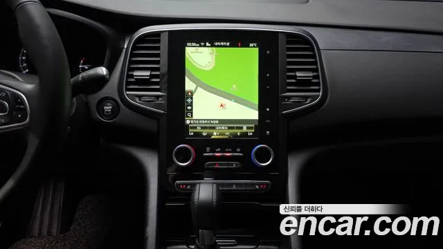 Renault SM6 2016 thumb 8