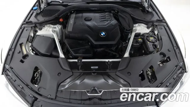 BMW 5 серии 2021 thumb 11