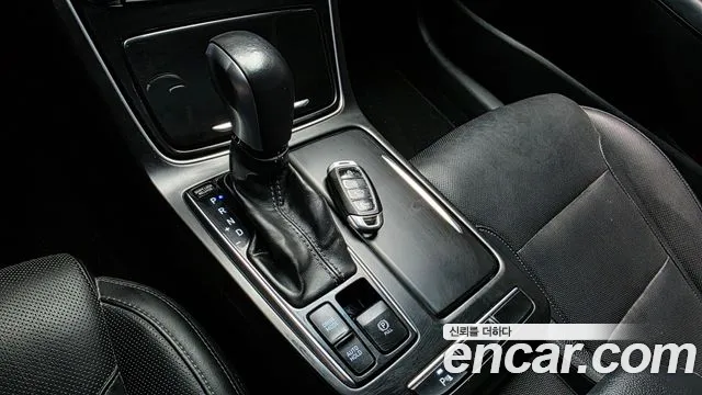 Hyundai Grandeur 2017 thumb 12